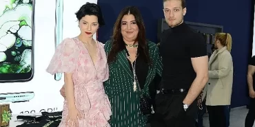 Merve Boluğur'un Reeder imza gününde izdiham