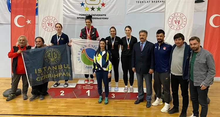 Taekwondo'da Kübra İyi’den ÜNİLİG Türkiye derecesi