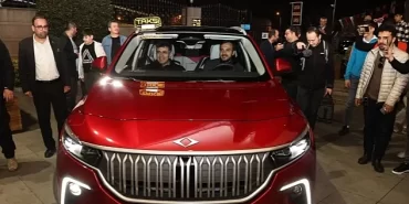 Taksiciler, TOGG konvoyu oluşturdu