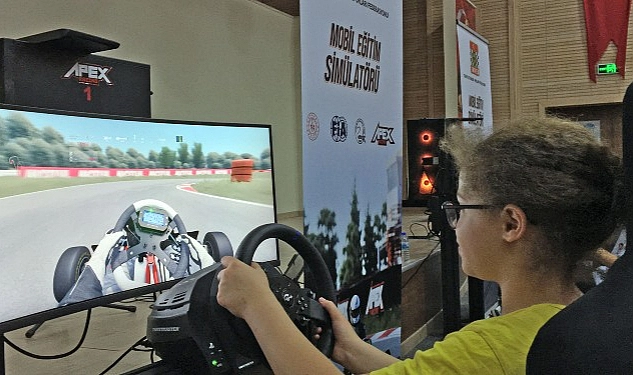 Türkiye Otomobil Sporları Federasyonu (TOSFED) Mobil Eğitim Simülatörü Kahramanmaraş'ta