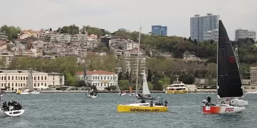 Yılın İlk Boğaz Yarışı'nda yelken rüzgârı esti