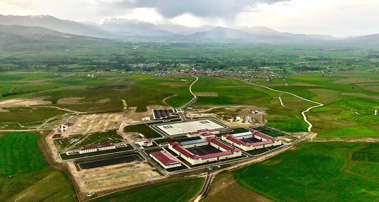 Bayburt Askeri Kışla inşaatının 1. etap çalışmaları tamamlandı