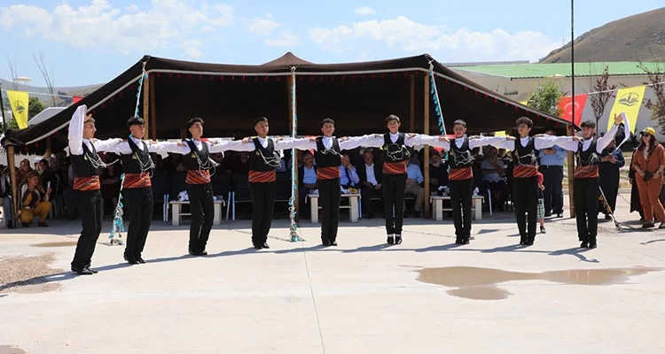 Bayburt Herfenede Buluştu