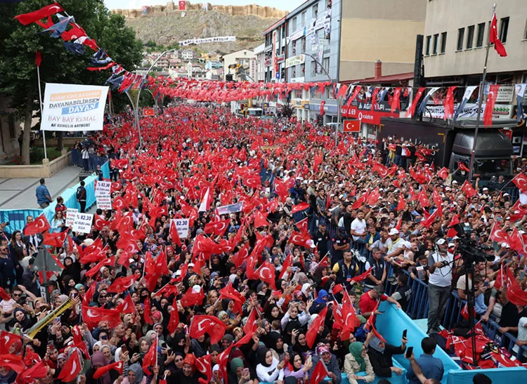 Cumhurbaşkanı Erdoğan’a, Bayburt'ta Büyük Sevgi Seli