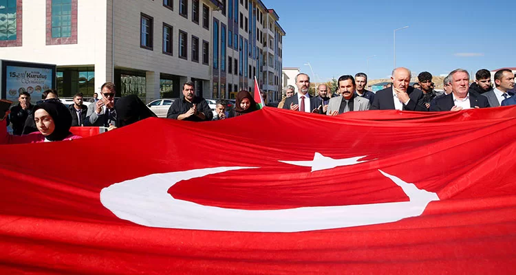 Bayburt Üniversitesi’nde Filistin’e destek yürüyüşü