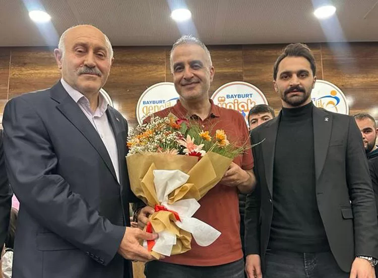 Bayburt’ta Bekir Develi İle Bizim Hikayemiz Söyleşisi