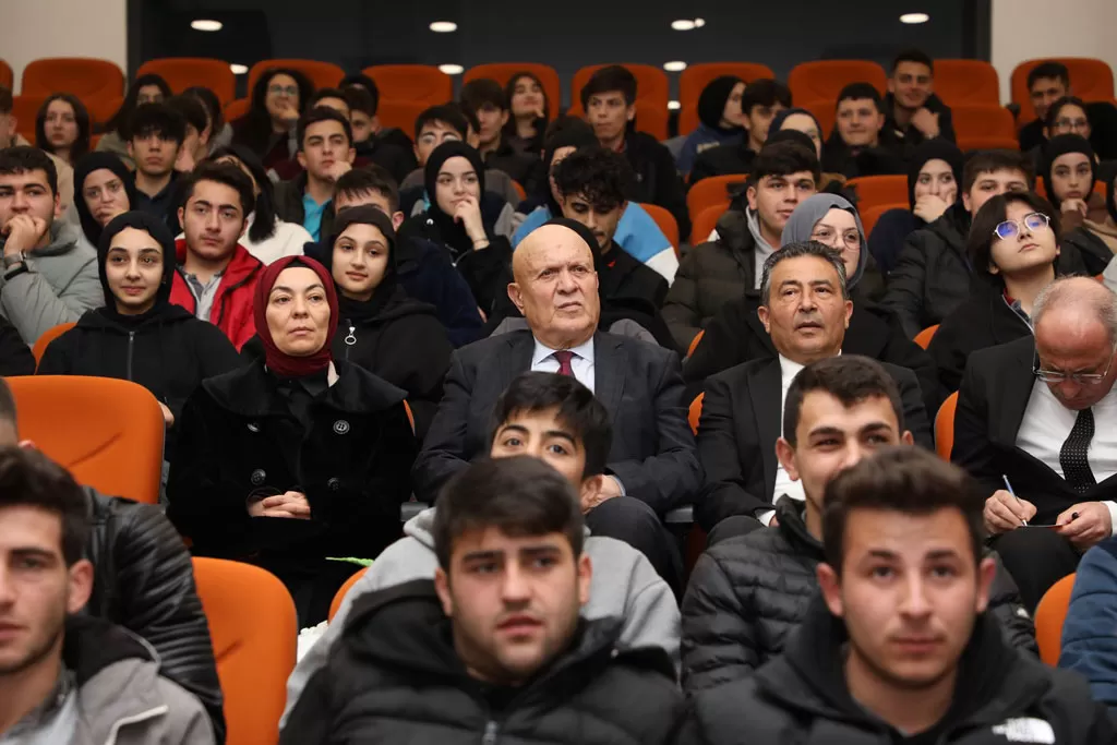 Bayburt Liselerarası Bilgi Yarışması Finali Heyecanı!