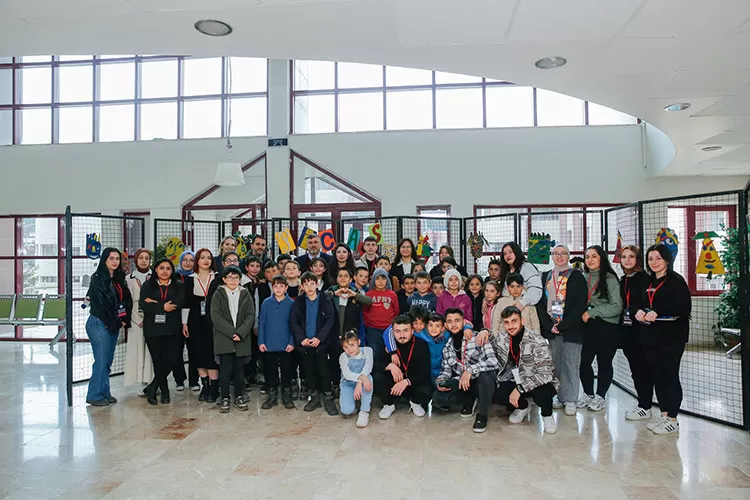 Bayburt Üniversitesi'nde Minik Picassolar Eser Üretti!