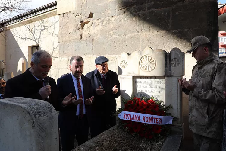 Şehitlerin Kabirleri Ziyaret Edildi, Kuran-ı Kerim Okundu