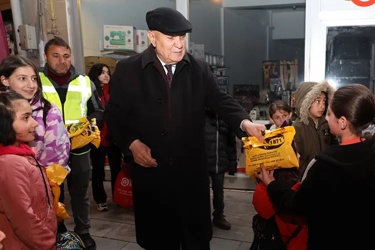 Bayburt Belediyesi Çocukları Unutmadı, Onbeşi Geleneğini Yaşattı