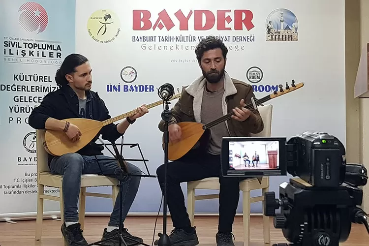 Bayburt'ta Orta Oyunları Yaşatılıyor