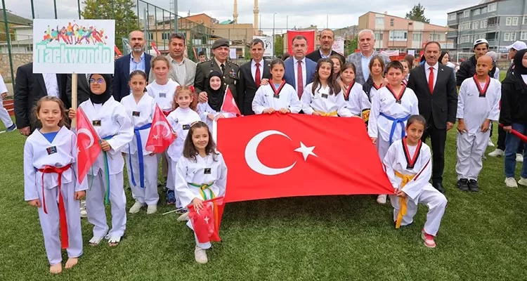 Bayburt'ta 19 Mayıs Coşkuyla Kutlandı!