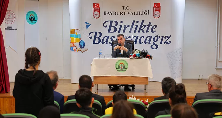 Birlikte Başaracağız Projesiyle Bayburt'ta Eğitime Tam Destek