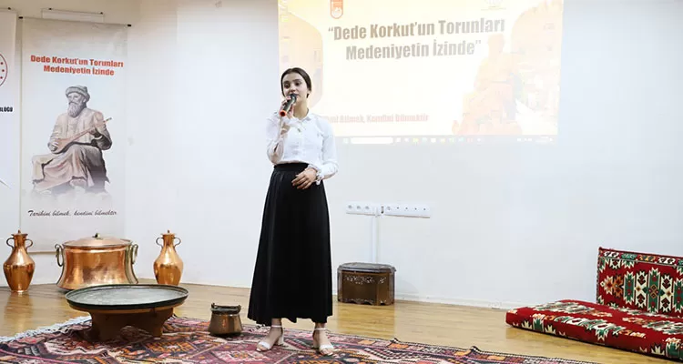 Dede Korkut'un Torunları Tarihi ve Edebi Şahsiyetleri Sahneye Taşıdı!