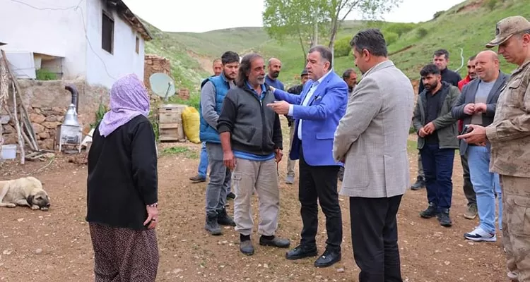 Vali Eldivan Köylerde Vatandaşlarla Buluştu, Talepleri Dinledi!
