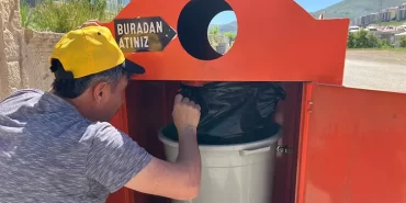 Bayburt Belediyesi Ekmek İsrafının Önüne Geçiyor, Bayat Ekmekler Sokak Hayvanlarına Yem Oluyor!