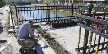 Bayburt Rabia Kadıoğlu Parkı Yürüyüş Yolu Andezit Taşlarla Yenileniyor!