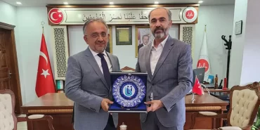 Bayburt Üniversitesi Rektörü Türkmen, İl Müftüsü Danacı'yı Makamında Ziyaret Etti