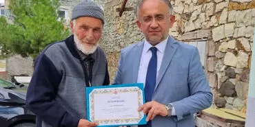 Bayburtlu Hafız Hasan Çakmak, 83 Yaşında Bölge İkincisi Oldu