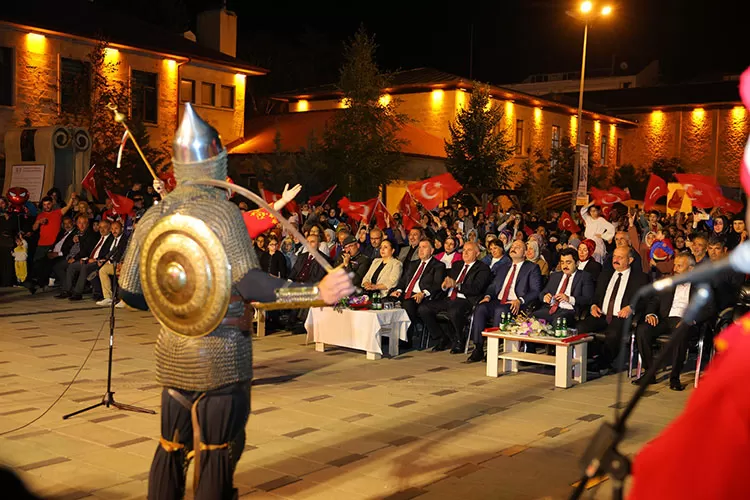 Bayburt'ta 15 Temmuz Demokrasi ve Milli Birlik Günü Coşkuyla Kutlandı