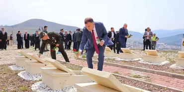 Bayburt'ta 15 Temmuz Etkinlikleri Kapsamında Şehitlerimiz Anıldı, Dualar Edildi