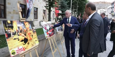 Bayburt'ta 15 Temmuz'un Kahramanlık Hikayesi Fotoğraflarla Canlandı!