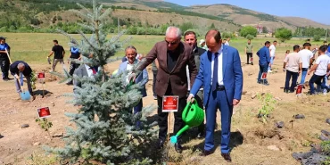 Bayburt'ta 251 Fidan Dikildi, Demokrasi ve Milli Birliğe Cansuyu