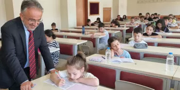 325 Öğrenci Bayburt’ta Dini Bilgiler Konusunda Yarıştı