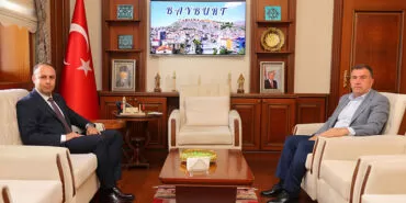 Bayburt Cumhuriyet Başsavcısı Burak Yılmaz Vali Eldivan'ı Ziyaret Etti