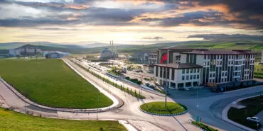 Bayburt Üniversitesi, YKS'de Beklenenin Üzerinde Başvuru Aldı