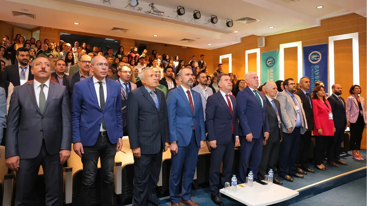 Bayburt Üniversitesi'nde Sürdürülebilir Şehirler ve Mühendislik Konferansı