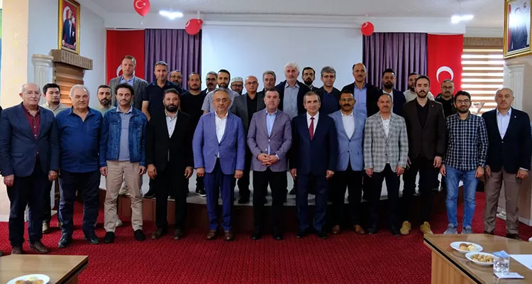 Bayburt’ta Eğitime Destek Platformu Toplandı, Milli ve Manevi Değerler Öne Çıkarıldı