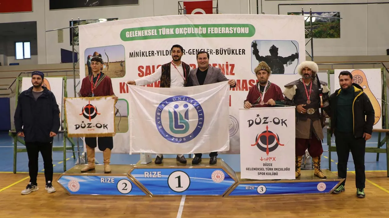 Bayburt Üniversitesi Okçuları Karadeniz'de Şampiyon