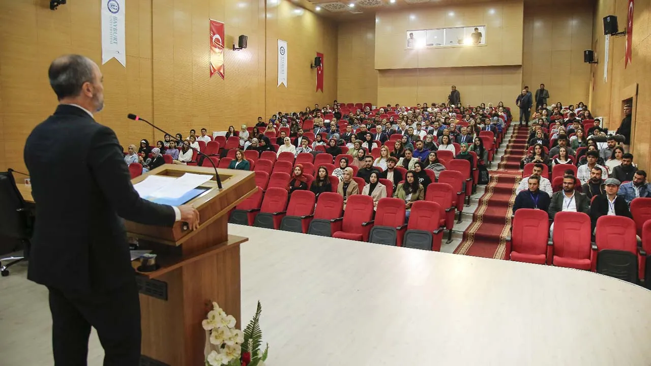 Bayburt'ta 2. Dede Korkut Eğitim Araştırmaları Sempozyumu Başladı