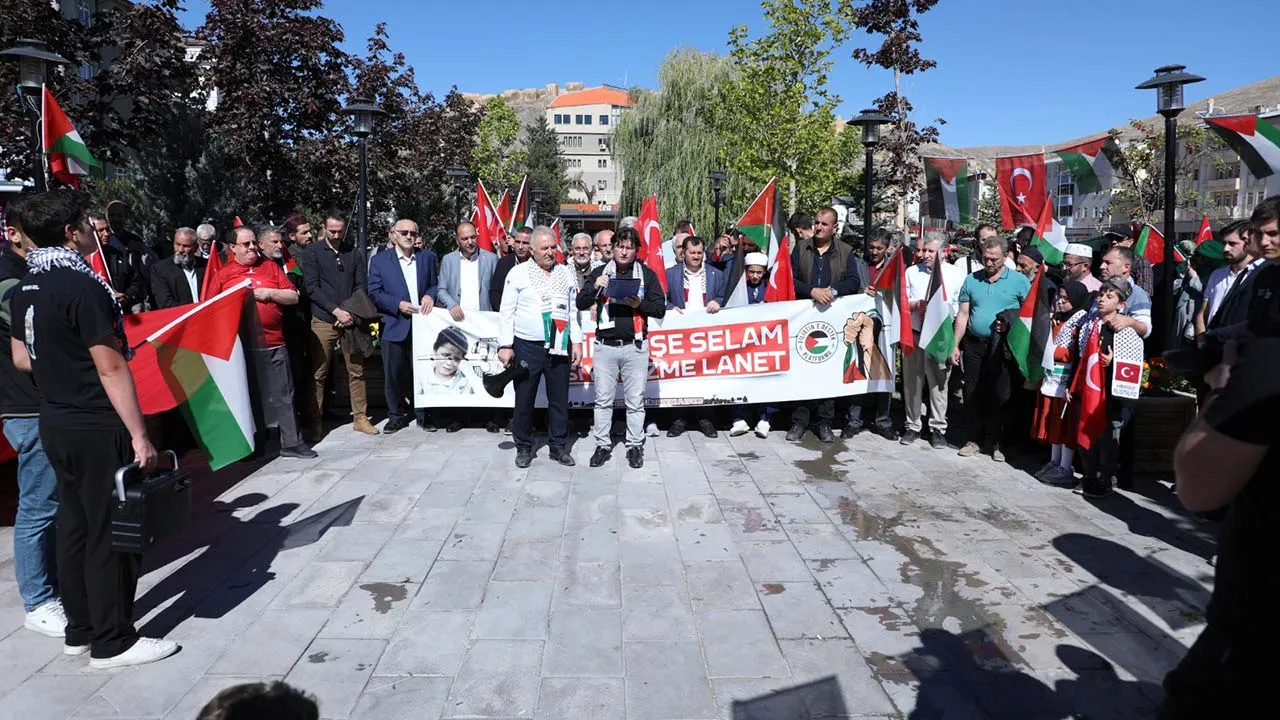 Bayburt'ta Direnişe Bin Selam, Siyonizme Lanet Yürüyüşü