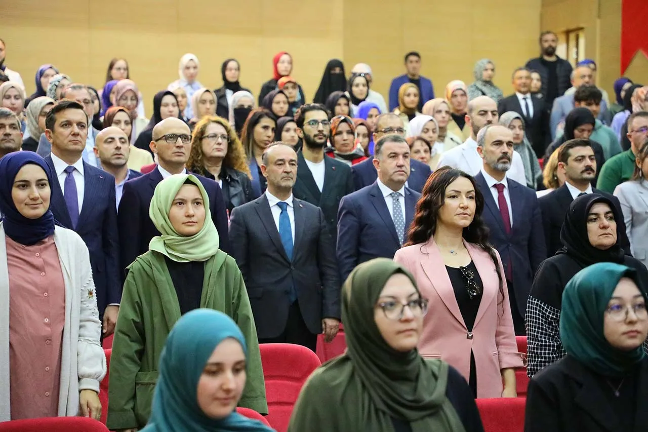 Bayburt'ta Filistin Mücadelesi'nde Türkiye'nin Kamu Diplomasisi Konuşuldu