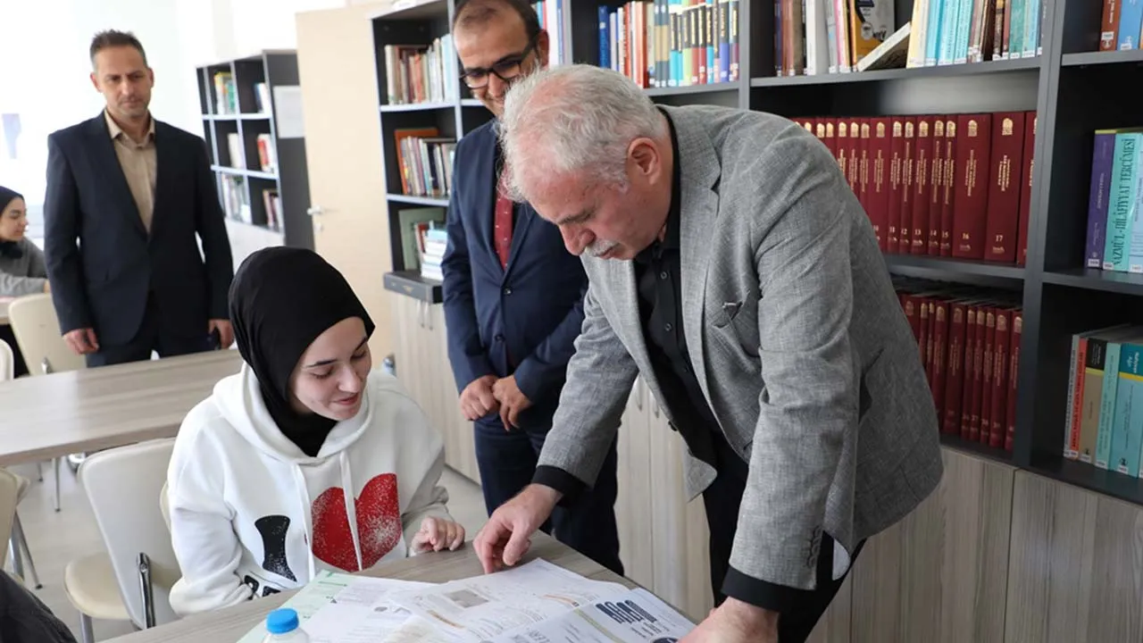 Bayburt'ta Öğrencilerin Yeni Adresi: Aile Yaşam Merkezi Kütüphanesi