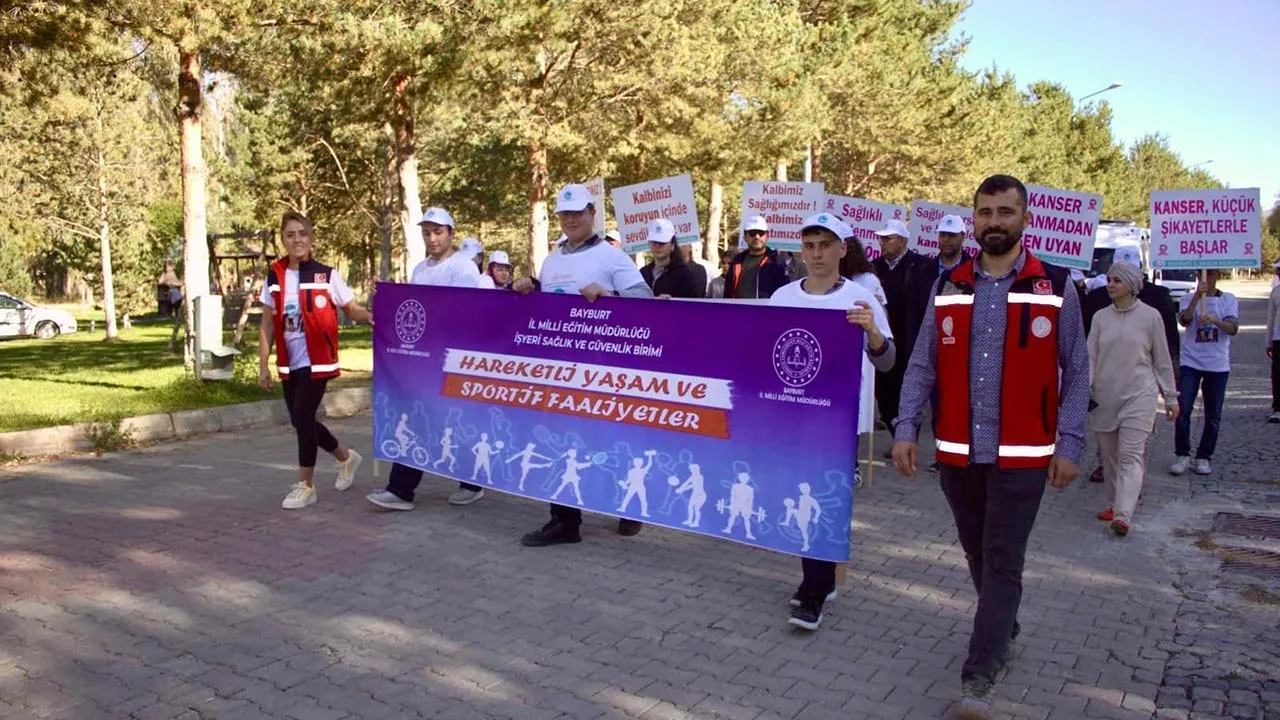 Bayburt'ta Sağlık İçin Binlerce Adım! Dünya Yürüyüş Günü Kutlandı