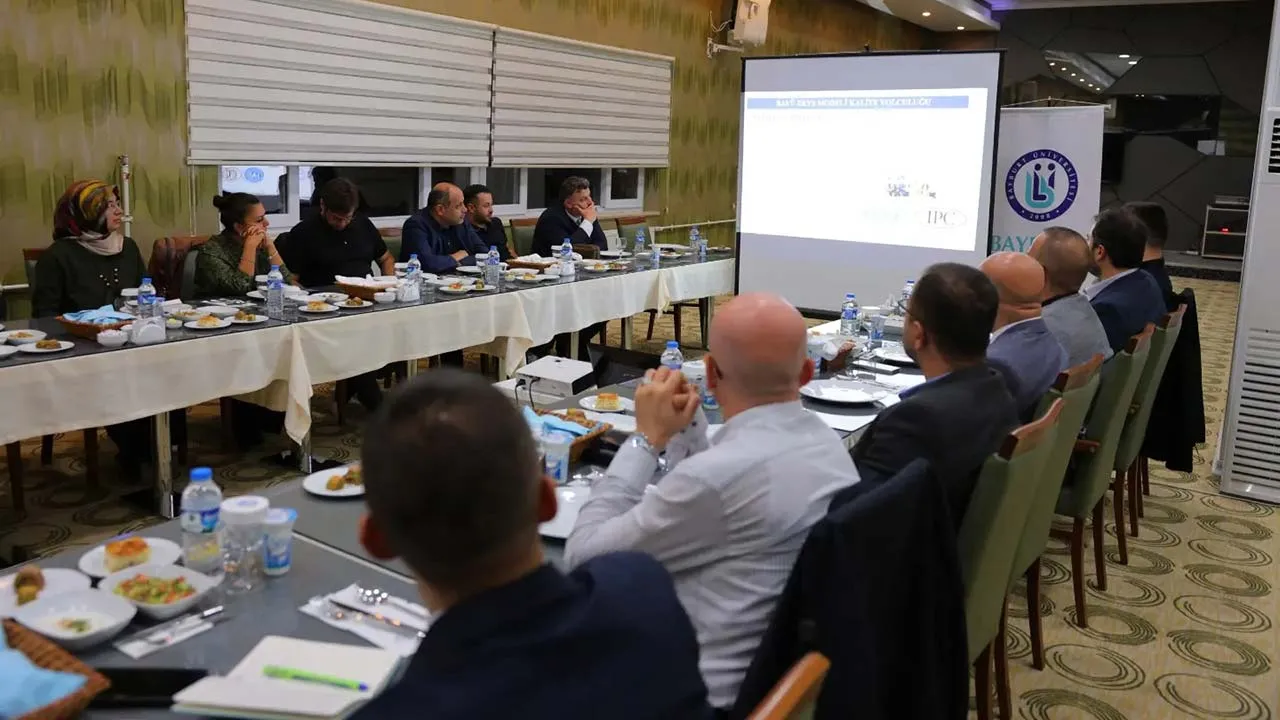 Eğitimde Mükemmeliyet Hedefi: Bayburt Üniversitesi Danışma Kurulu Toplantısı Detayları