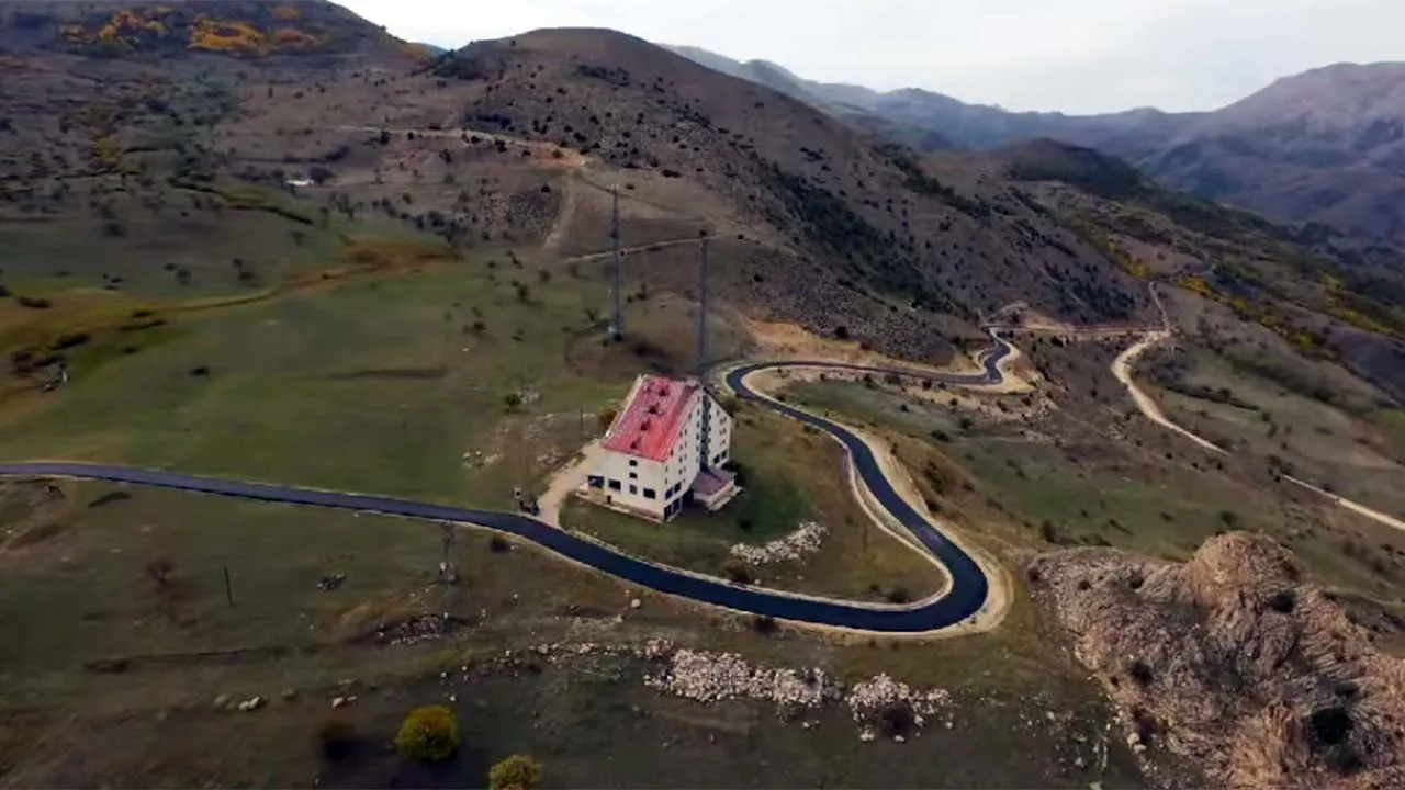 Bayburt’ta Kış Ve Yaz Turizmi Canlanıyor: Kop Dağı Kayak Merkezi'ne Asfalt Yol!