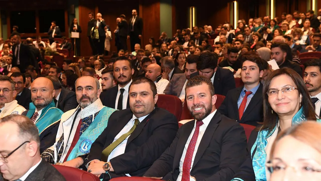 Rektör Mutlu Türkmen, Cumhurbaşkanlığı Külliyesindeki Akademik Açılış Törenine Katıldı