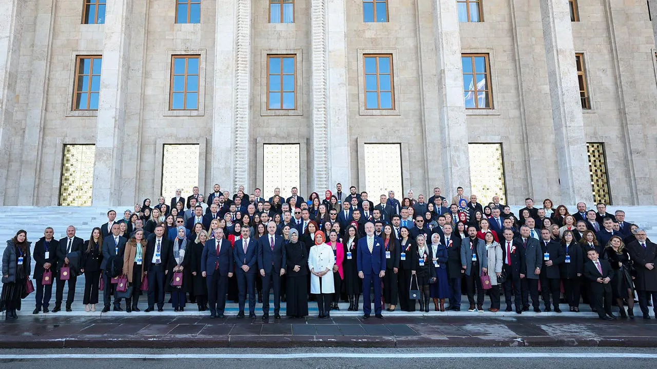 81 İlden Öğretmenler 24 Kasım Kutlamasında Ankara’da Buluştu, Bayburt'tan İki Öğretmen Katıldı
