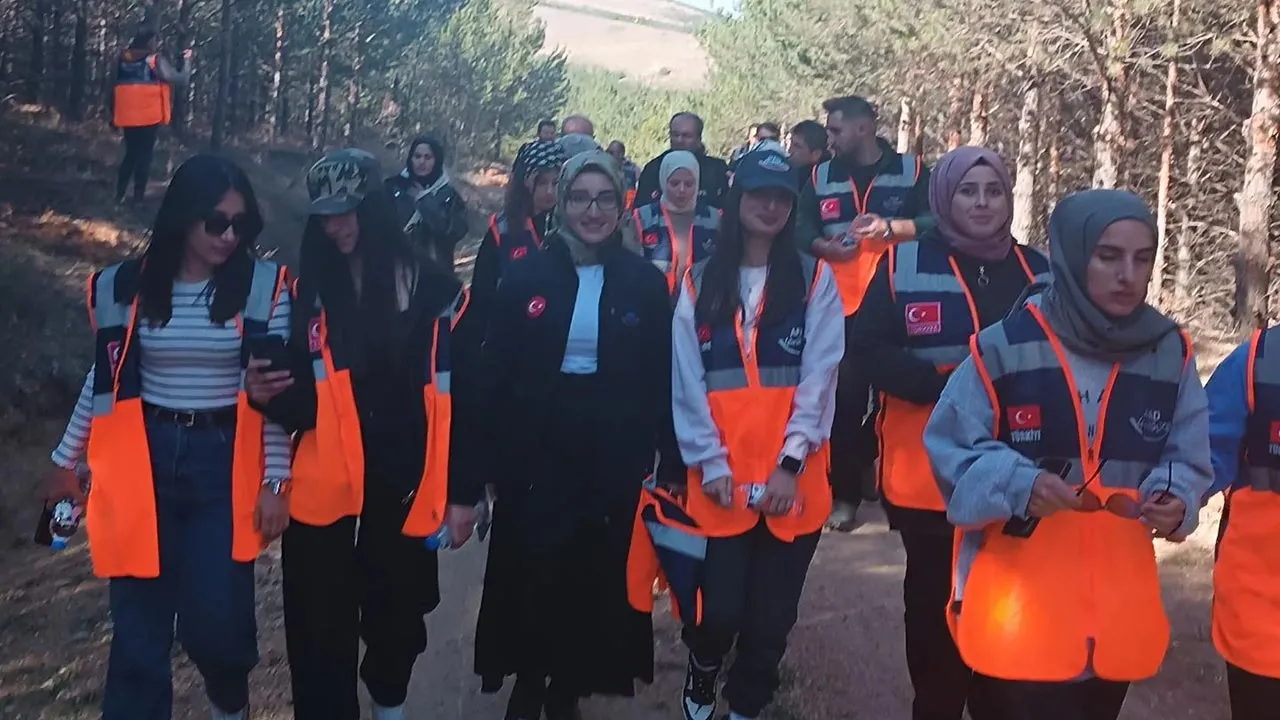 Bayburt'ta AFAD Gönüllüleri Aslandağı'nda Bir Araya Geldi