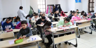 1300 öğrenciye ücretsiz deneme sınavı yapıldı