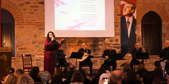 Yazdığı en özel şiirlerini Bursa Osmangazi’de okudu