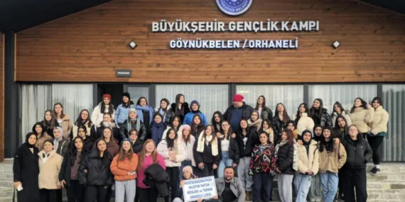 Bursalı gençler Orhaneli'de motive oldular