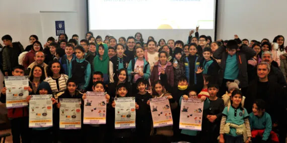 Bursa Büyükşehir'den miniklere vektörle mücadele dersi