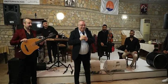 Başkan Ertaş, basın mensuplarıyla yeni yılı kutladı