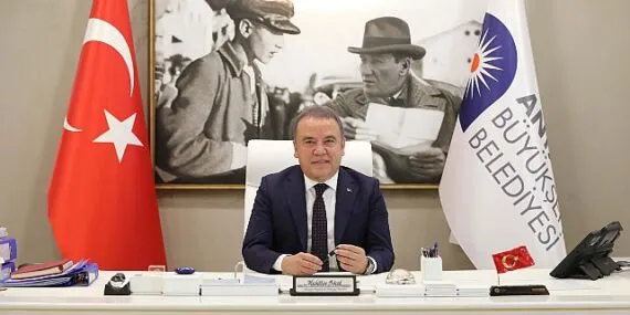 Başkan Muhittin Böcek'in Yeni Yıl Mesajı