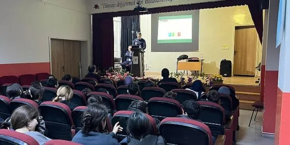 Düzce Hikmet Akın Ortaokulu Öğrencilerine Sıfır Atık ve Sürdürülebilirlik Eğitimi